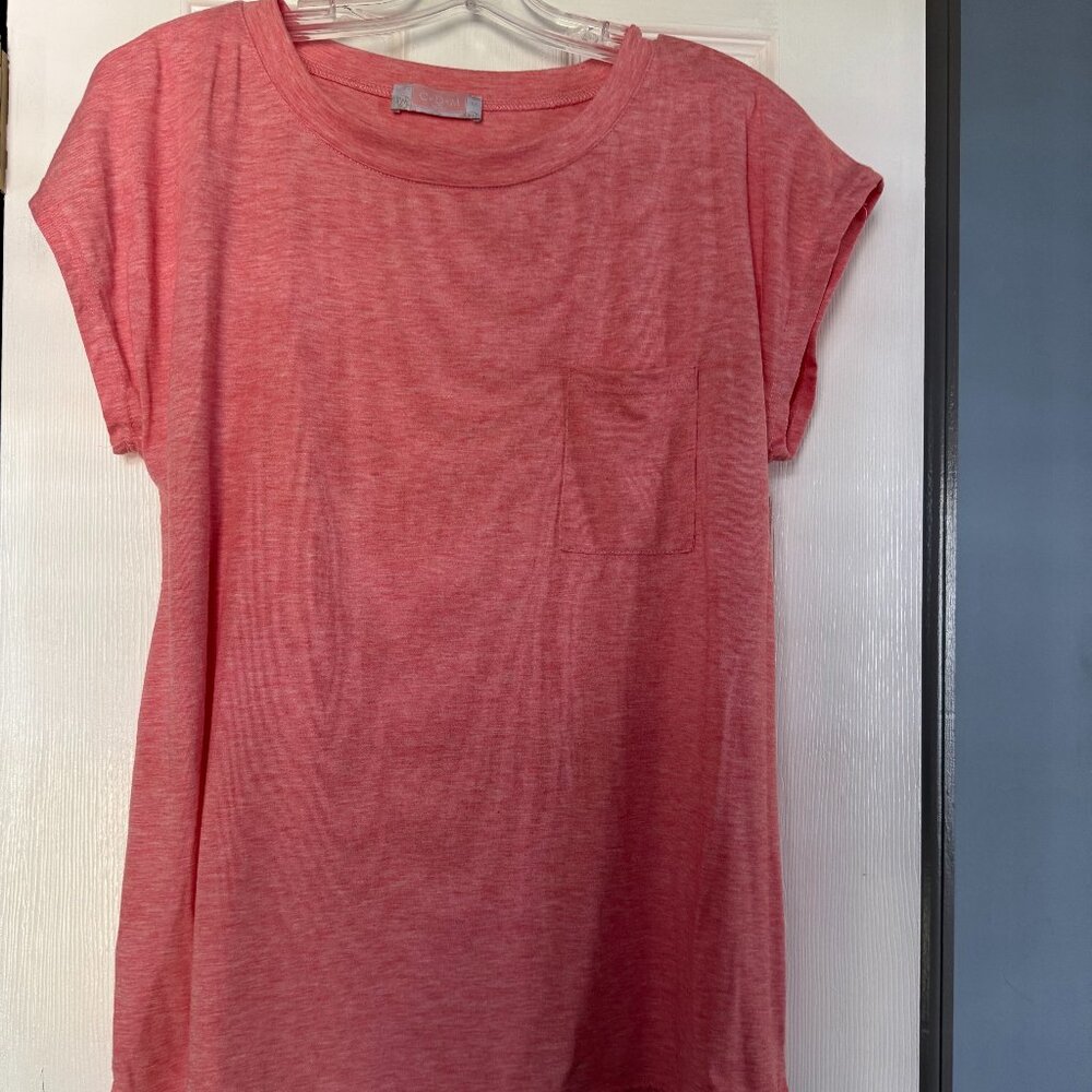 CDM Size M Pink Short Sleeve Pocket Tee - NEW WITHOUT TAGS